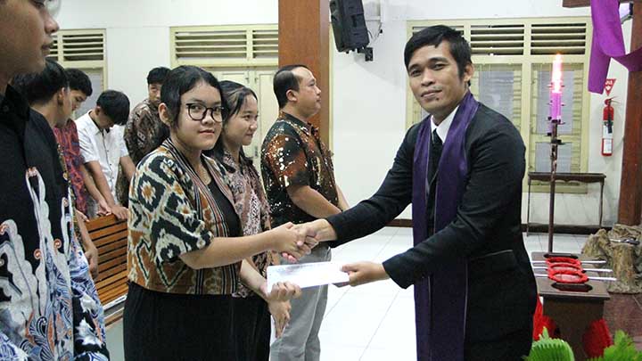 gallery kegiatan, Peneguhan Komisi Multimedia GKJ Baki, Komisi Multimedia, gereja kristen jawa, gkj, gkj baki, gereja kristen jawa baki, baki, sukoharjo, gkj klasis sukoharjo, klasis sukoharjo, klasis, sinode gkj, sinode 